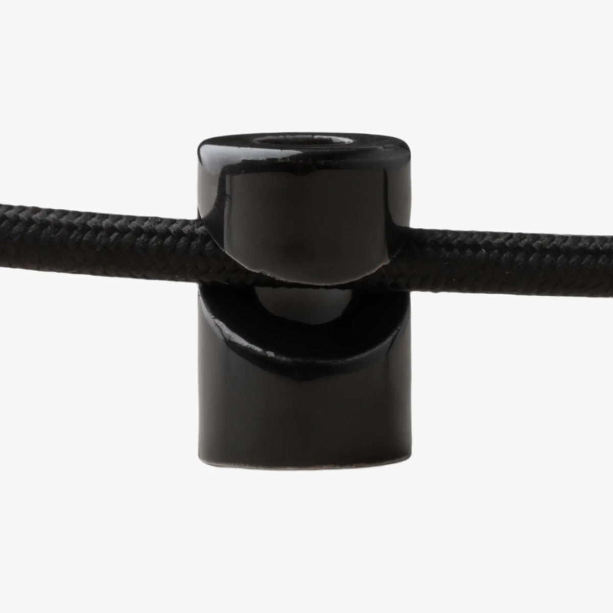 Clara - Cable Management - Black
