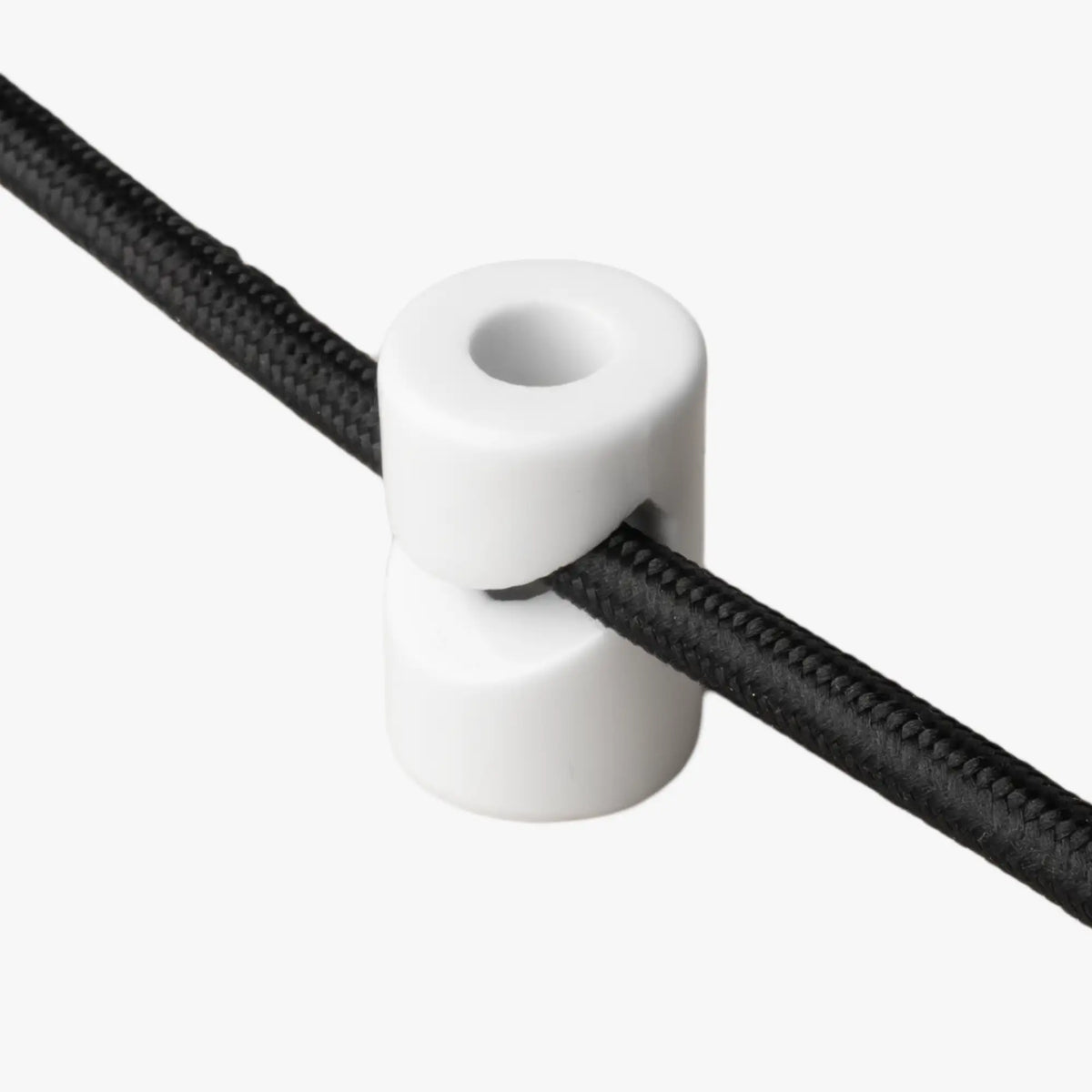 Clara - Cable Management - White